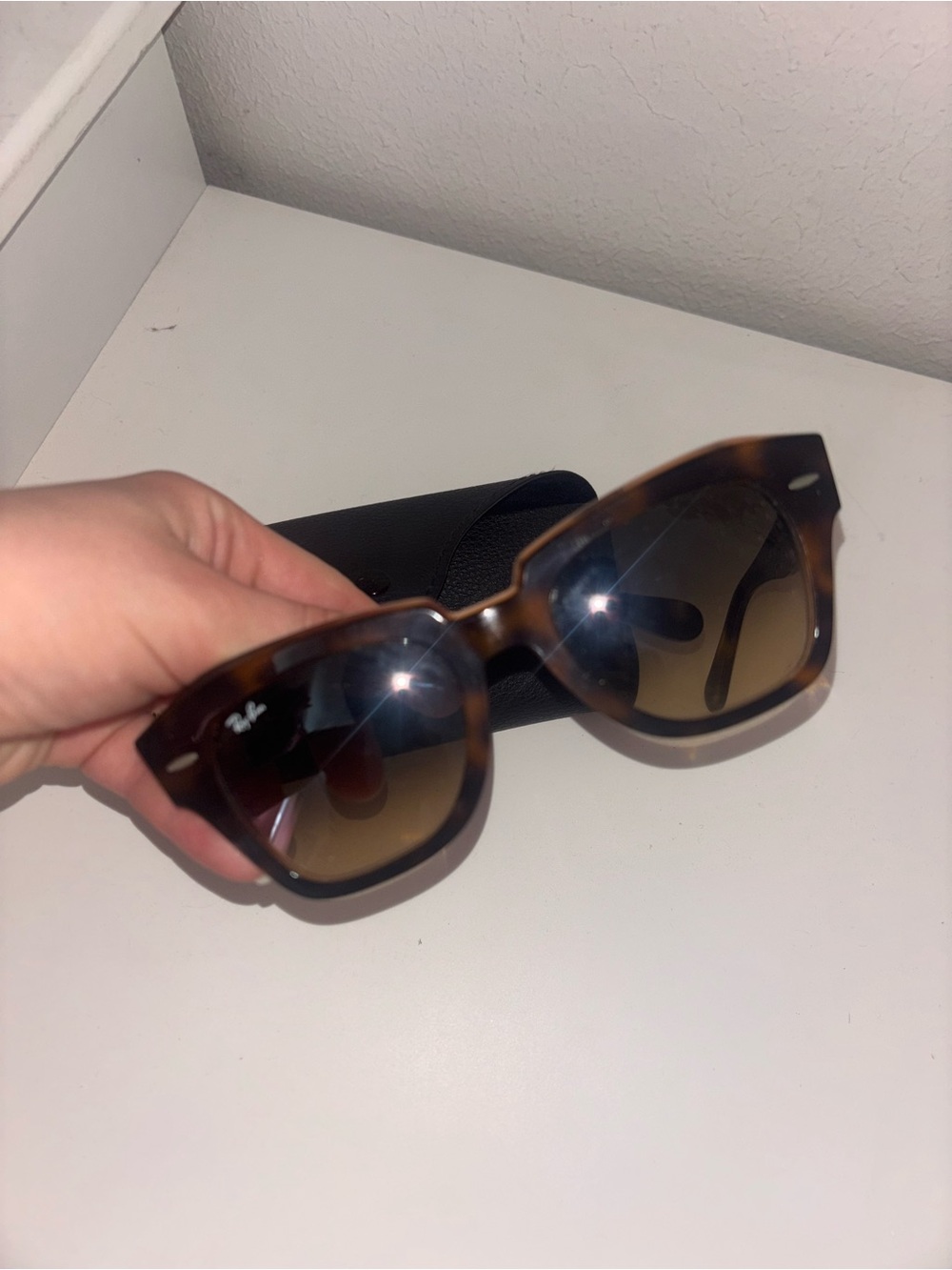 Ray-Ban State Street Sunglasses - Polished Havana Tortoiseshell with Dark Lenses - Picture 4 of 6